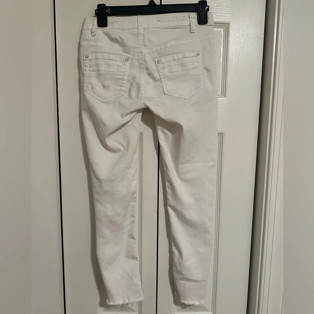 Celebrity Pink Jeans - Picture 4 of 5